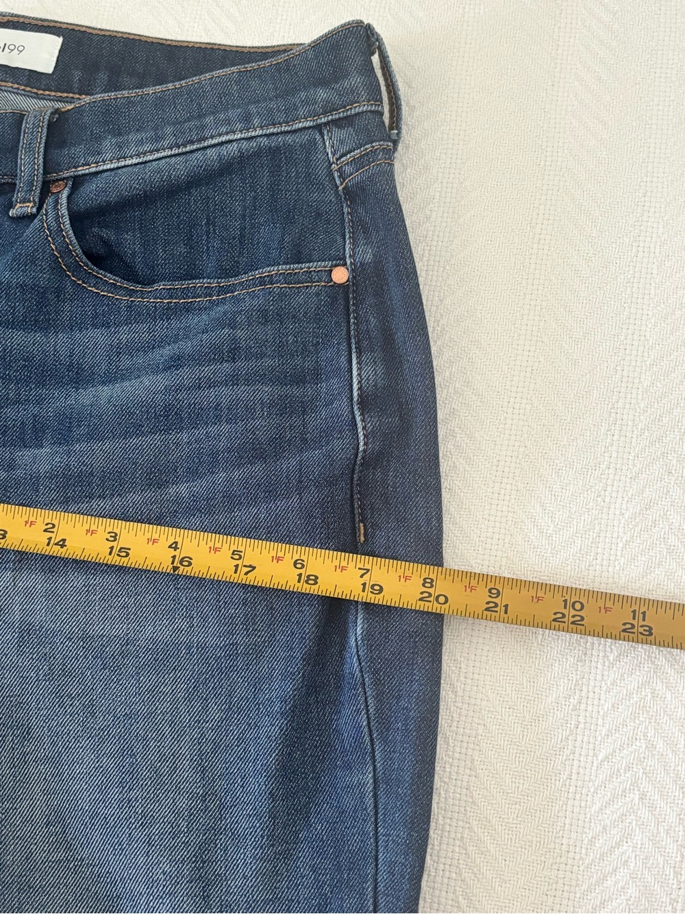 Level 99 Wide-Leg High-Rise Jeans in Dark Blue Denim - Picture 5 of 13